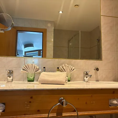 Wellnesshotel Mein Almhof Superior Otel