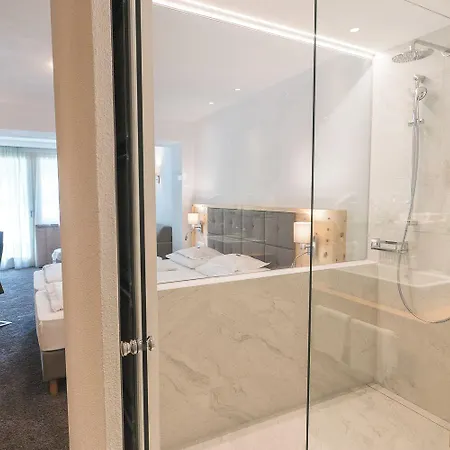Hotel Superior Wellnesshotel Mein Almhof 4 S 4*