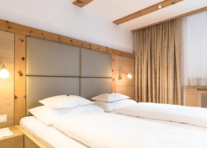 Wellnesshotel Mein Almhof Superior מלון