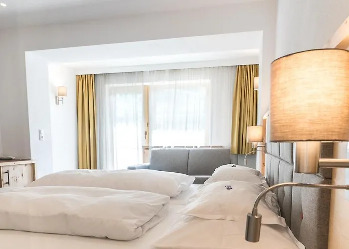 Wellnesshotel Mein Almhof Superior נאודרס