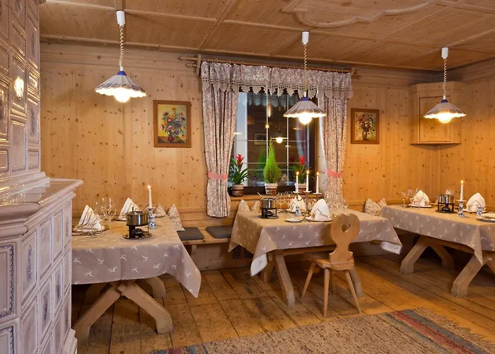 Wellnesshotel Mein Almhof Superior 4* נאודרס