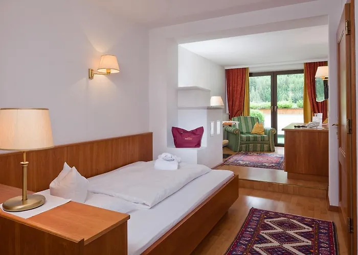 Wellnesshotel Mein Almhof Superior 4* נאודרס